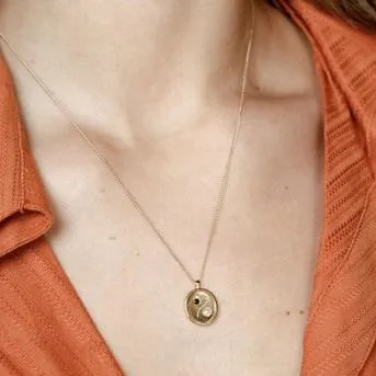 Astra Ying Yang Necklace (Gold)