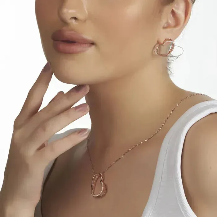 Intricate Twirl Heart Pendant Chain set
