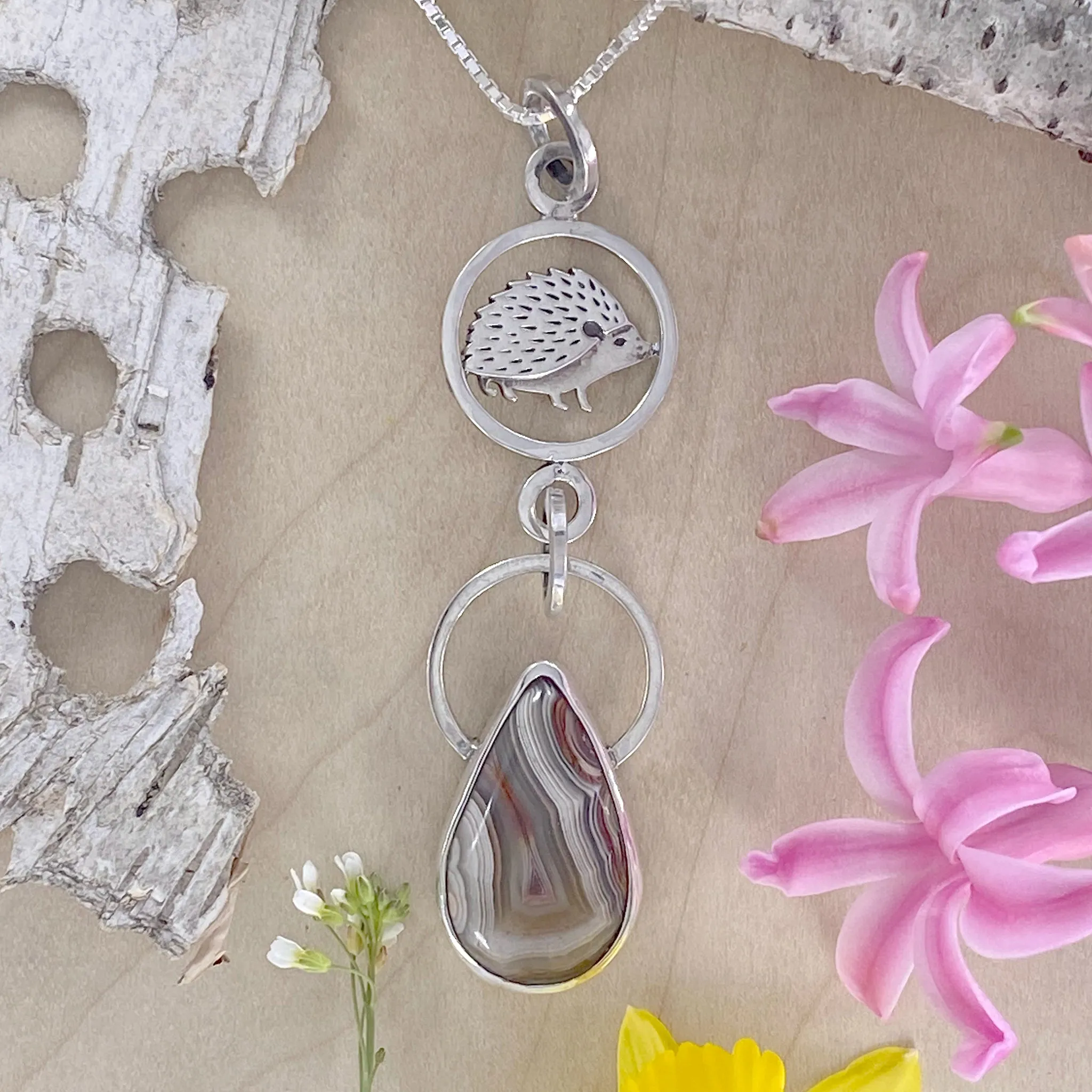 Laguna Lace Agate Pendant Necklace