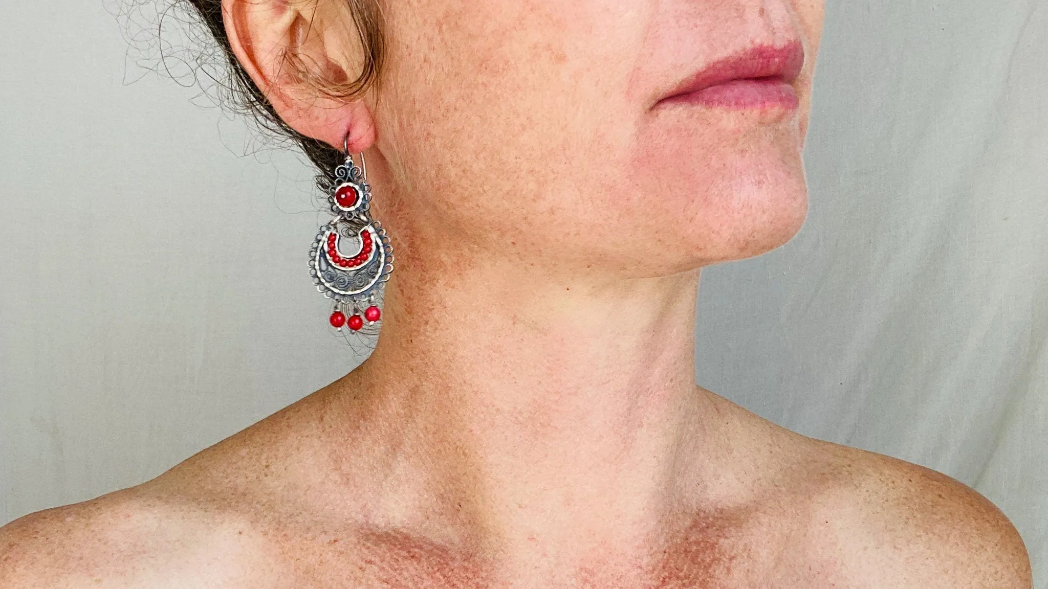 Oaxacan Filigree & Coral Earrings. Sterling Silver. Mexico. Frida Kahlo
