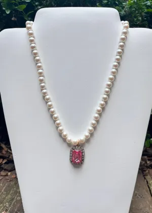 Pearl and Pink Rhinstone Necklace